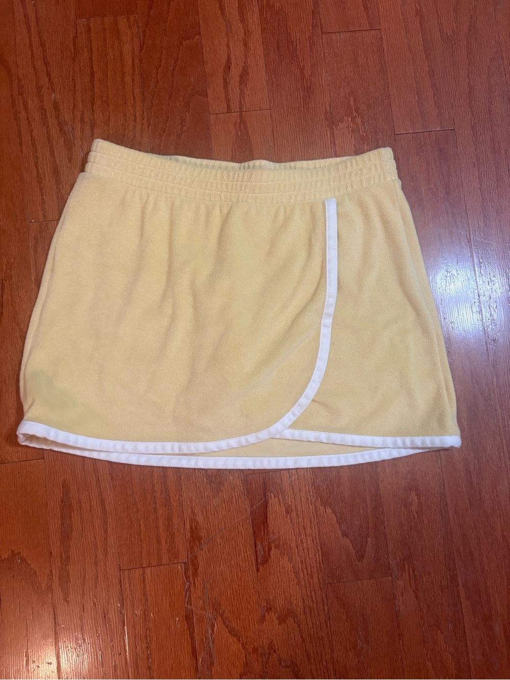 Yellow Terrycloth tennis Skirt with White Trim